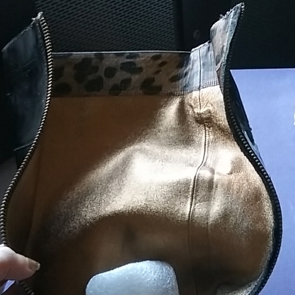 DOLCE & GABBANA Patent Leather Boots - Picture 10 of 13